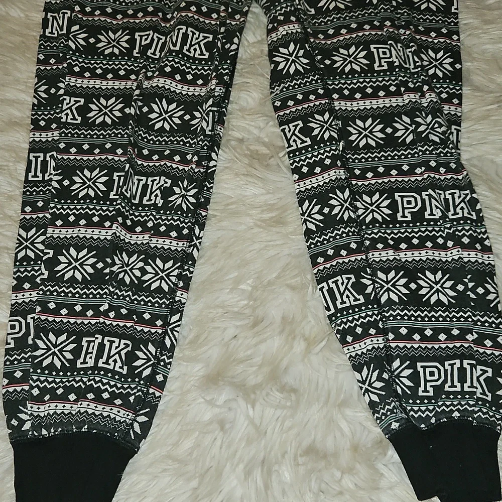 Victoria’s Secret PINK Christmas Onesie | Fair Isle Print | Zip-Up | Size M |